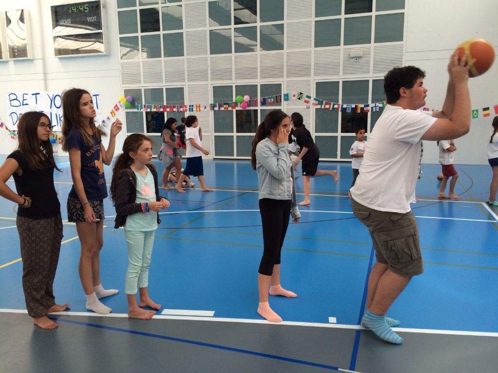 Village Camps International Summer Camp VDC Geneva 2016-08-12 https://www.villagecamps.com/journals_admin/images/1657-7151-IMG_0213.jpg