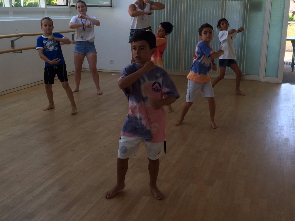 Village Camps International Summer Camp VDC Geneva 2016-08-12 https://www.villagecamps.com/journals_admin/images/1660-7748-IMG_0923.jpg