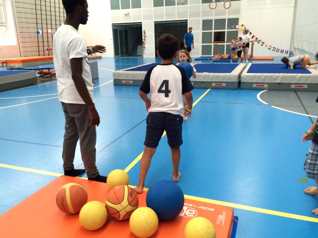 Village Camps International Summer Camp VDC Geneva 2016-08-12 https://www.villagecamps.com/journals_admin/images/1662-2173-IMG_1325.jpg