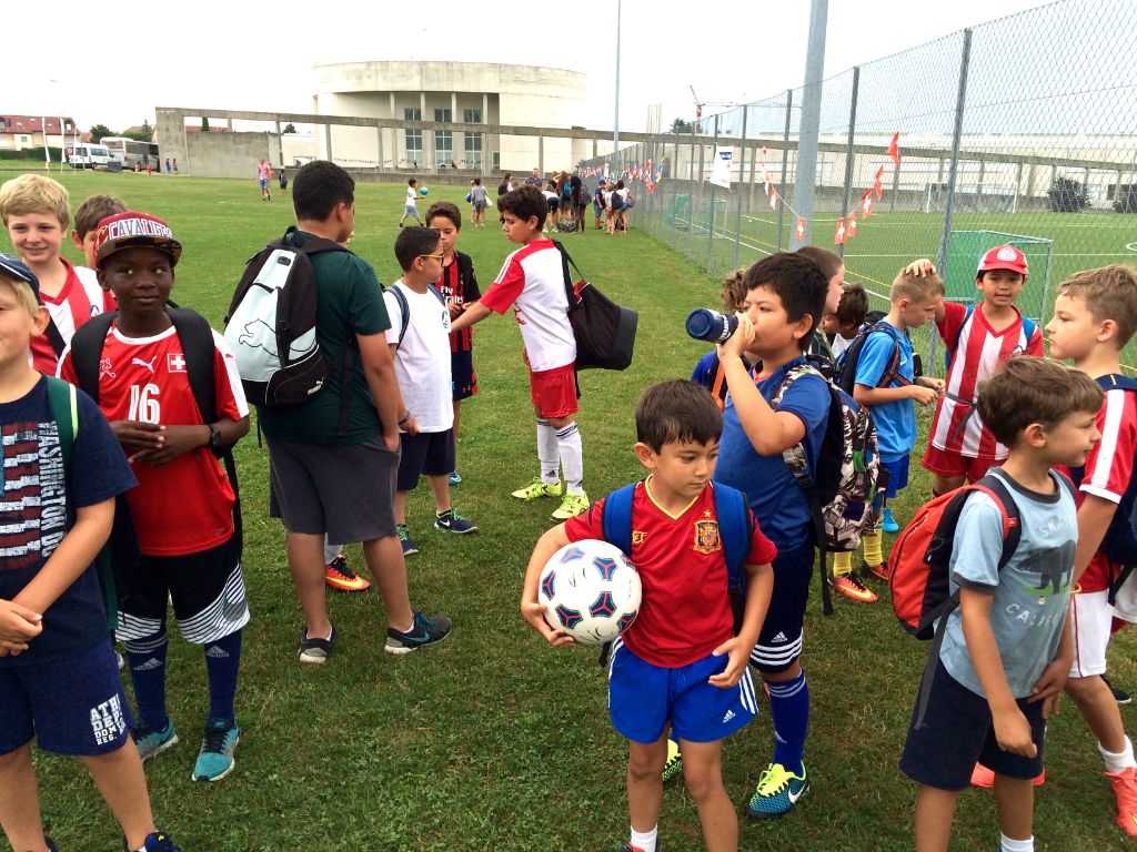 Village Camps International Summer Camp VDC Geneva 2016-08-12 https://www.villagecamps.com/journals_admin/images/1662-6693-IMG_1229.jpg