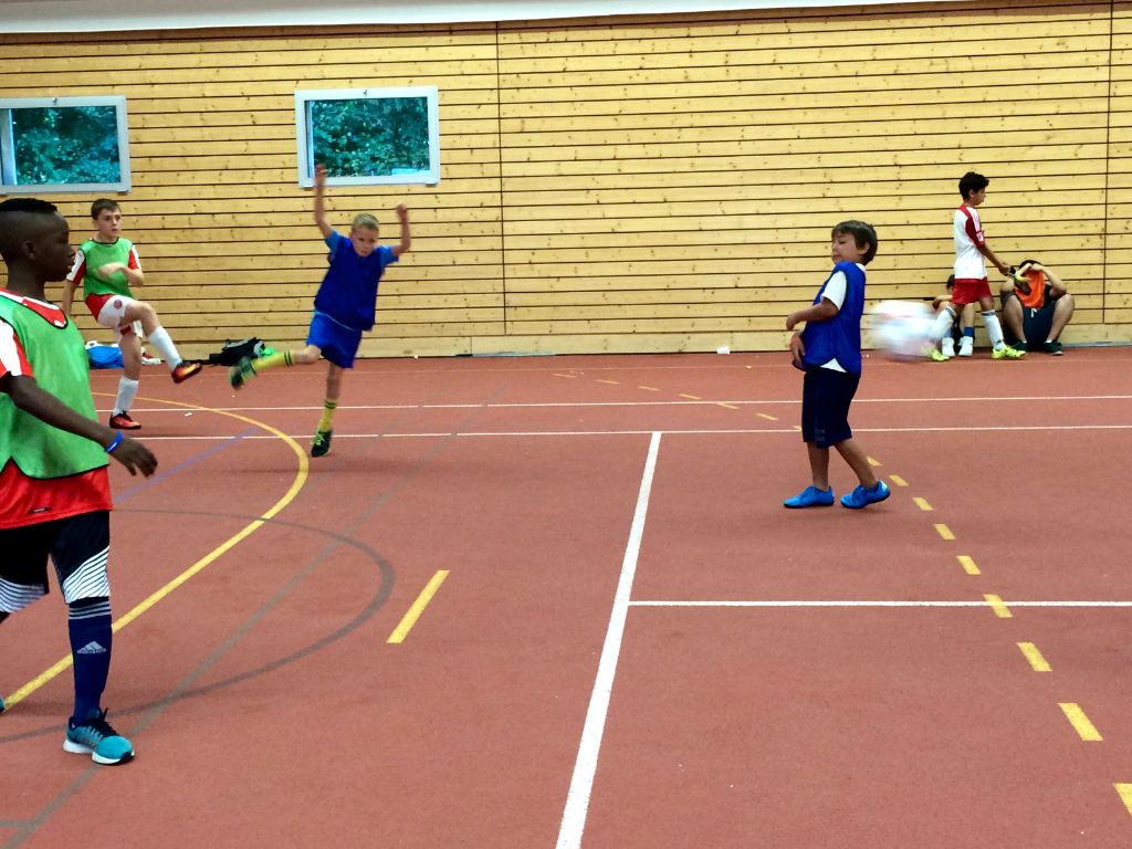 Village Camps International Summer Camp VDC Geneva 2016-08-12 https://www.villagecamps.com/journals_admin/images/1662-9083-IMG_1284.jpg