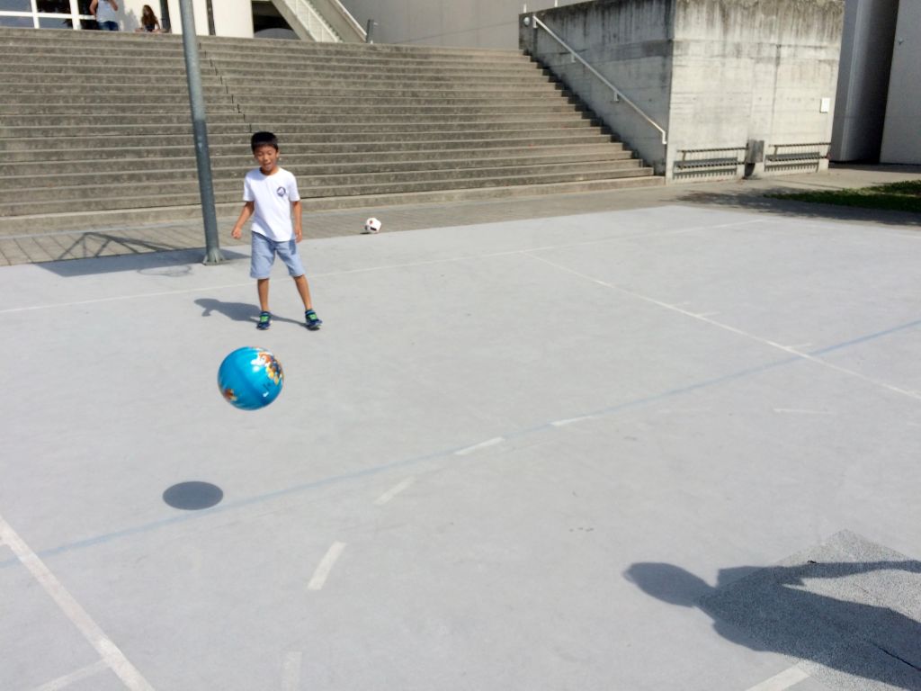 Village Camps International Summer Camp VDC Geneva 2016-08-12 https://www.villagecamps.com/journals_admin/images/1664-1745-IMG_1936.jpg