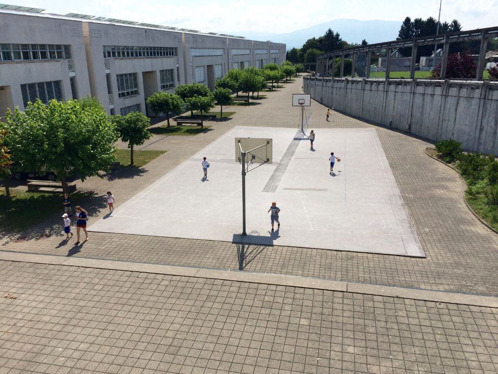 Village Camps International Summer Camp VDC Geneva 2016-08-12 https://www.villagecamps.com/journals_admin/images/1664-1745-IMG_1949.jpg