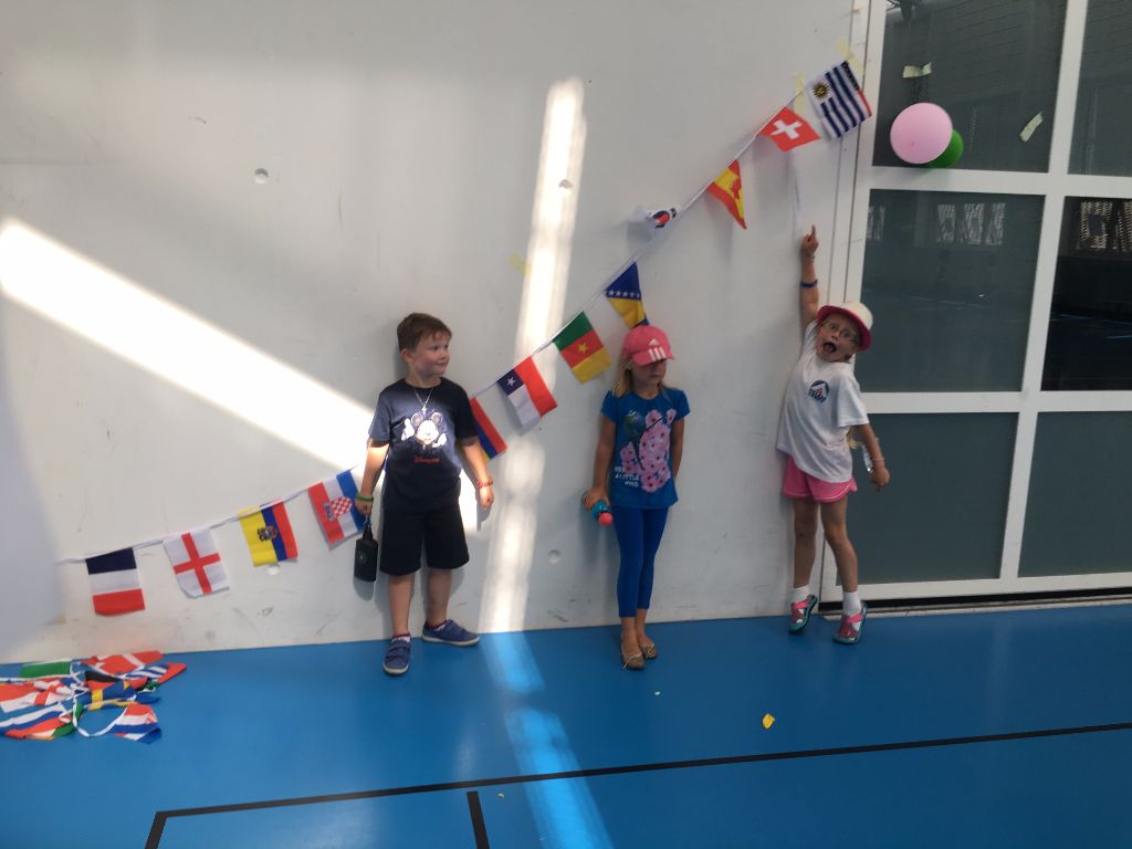 Village Camps International Summer Camp VDC Geneva 2016-08-12 https://www.villagecamps.com/journals_admin/images/1664-3871-IMG_1828.jpg