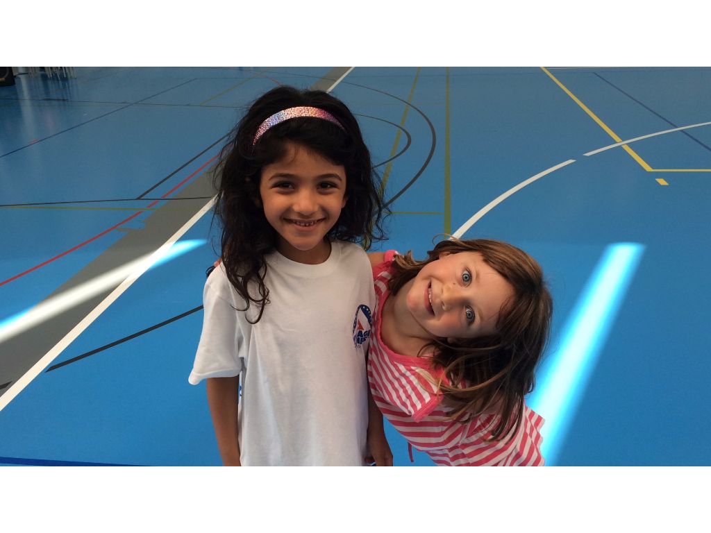 Village Camps International Summer Camp VDC Geneva 2016-08-12 https://www.villagecamps.com/journals_admin/images/1665-7892-IMG_2143.jpg