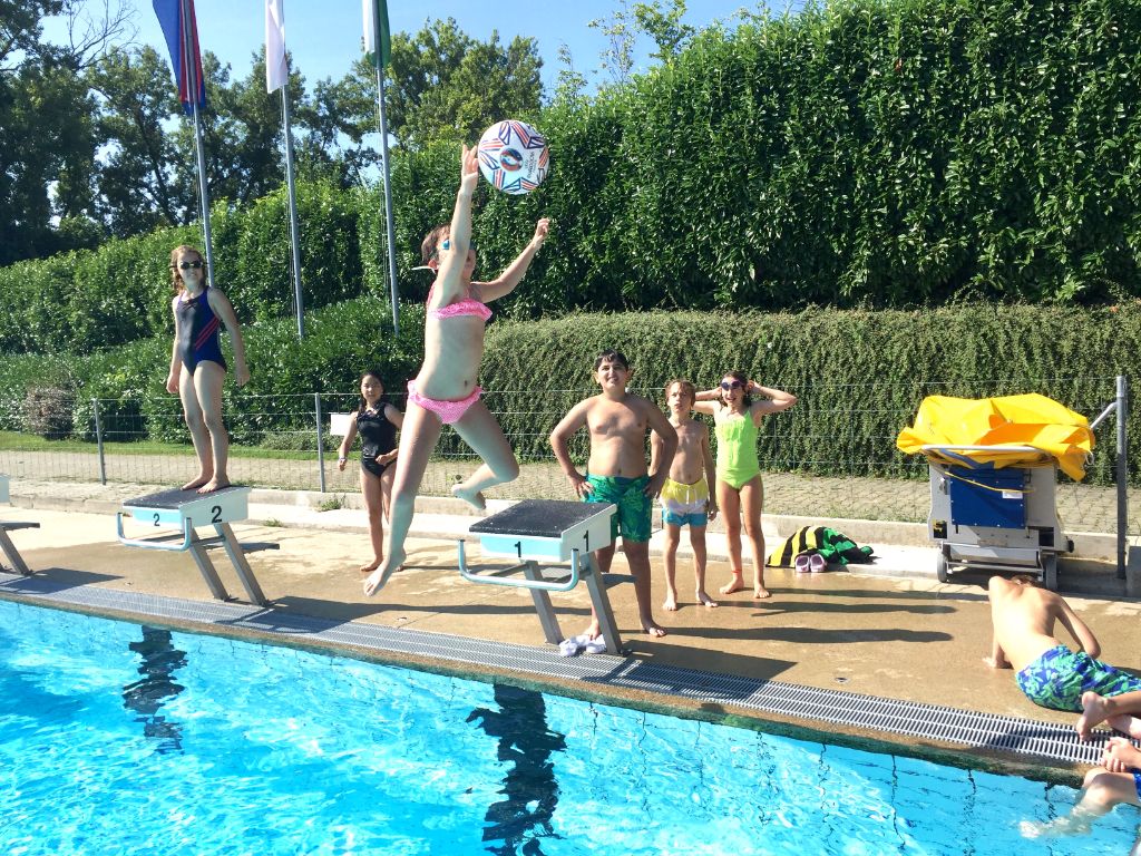 Village Camps International Summer Camp VDC Geneva 2016-08-12 https://www.villagecamps.com/journals_admin/images/1665-7893-IMG_6182.jpg
