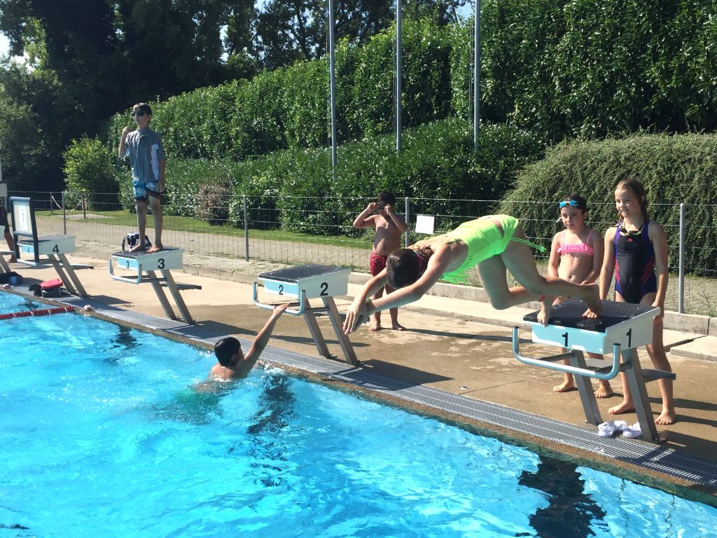 Village Camps International Summer Camp VDC Geneva 2016-08-12 https://www.villagecamps.com/journals_admin/images/1665-7896-IMG_6185.jpg