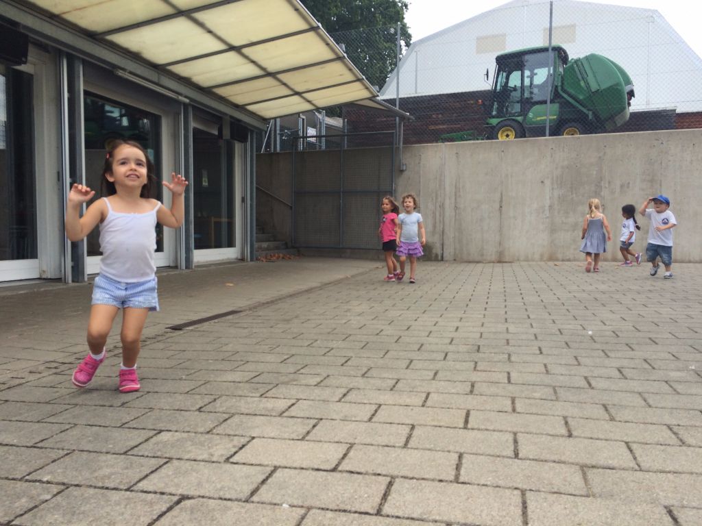 Village Camps International Summer Camp VDC Geneva 2016-08-12 https://www.villagecamps.com/journals_admin/images/1666-0034-IMG_0524.jpg