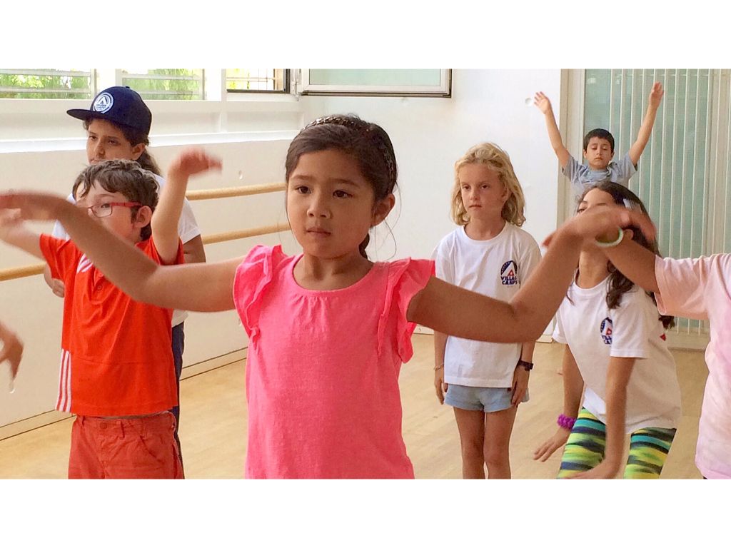 Village Camps International Summer Camp VDC Geneva 2016-08-12 https://www.villagecamps.com/journals_admin/images/1675-1279-IMG_4937.jpg