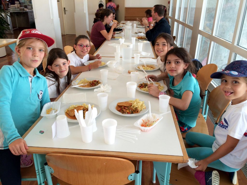Village Camps International Summer Camp VDC Geneva 2016-08-12 https://www.villagecamps.com/journals_admin/images/1676-2059-IMG_5033.jpg