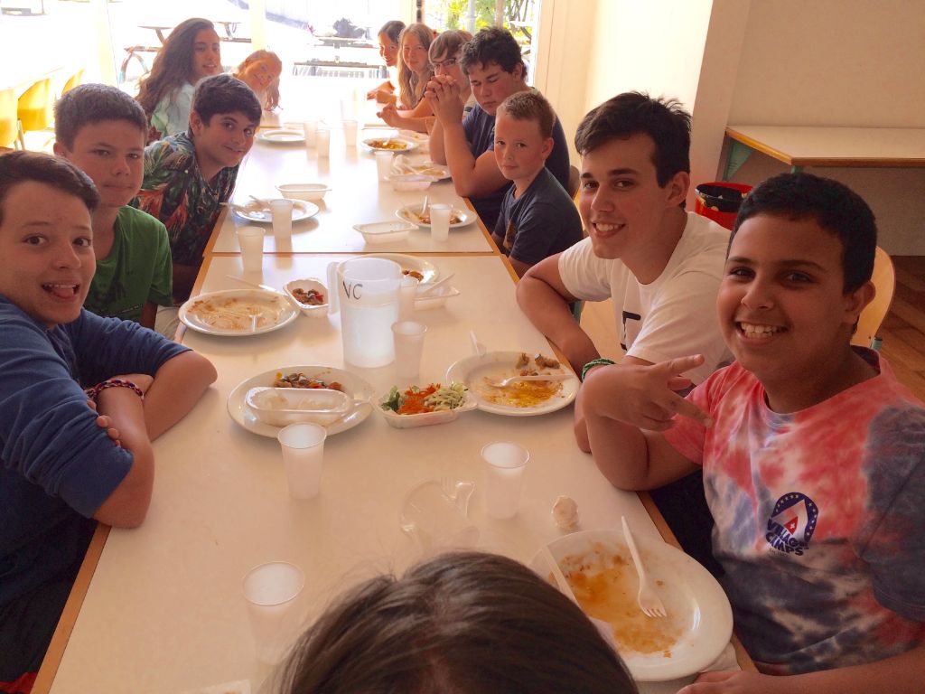 Village Camps International Summer Camp VDC Geneva 2016-08-12 https://www.villagecamps.com/journals_admin/images/1676-2059-IMG_5062.jpg