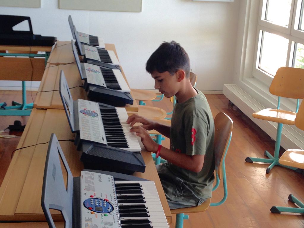 Village Camps International Summer Camp VDC Geneva 2016-08-12 https://www.villagecamps.com/journals_admin/images/1676-2064-IMG_0468.jpg