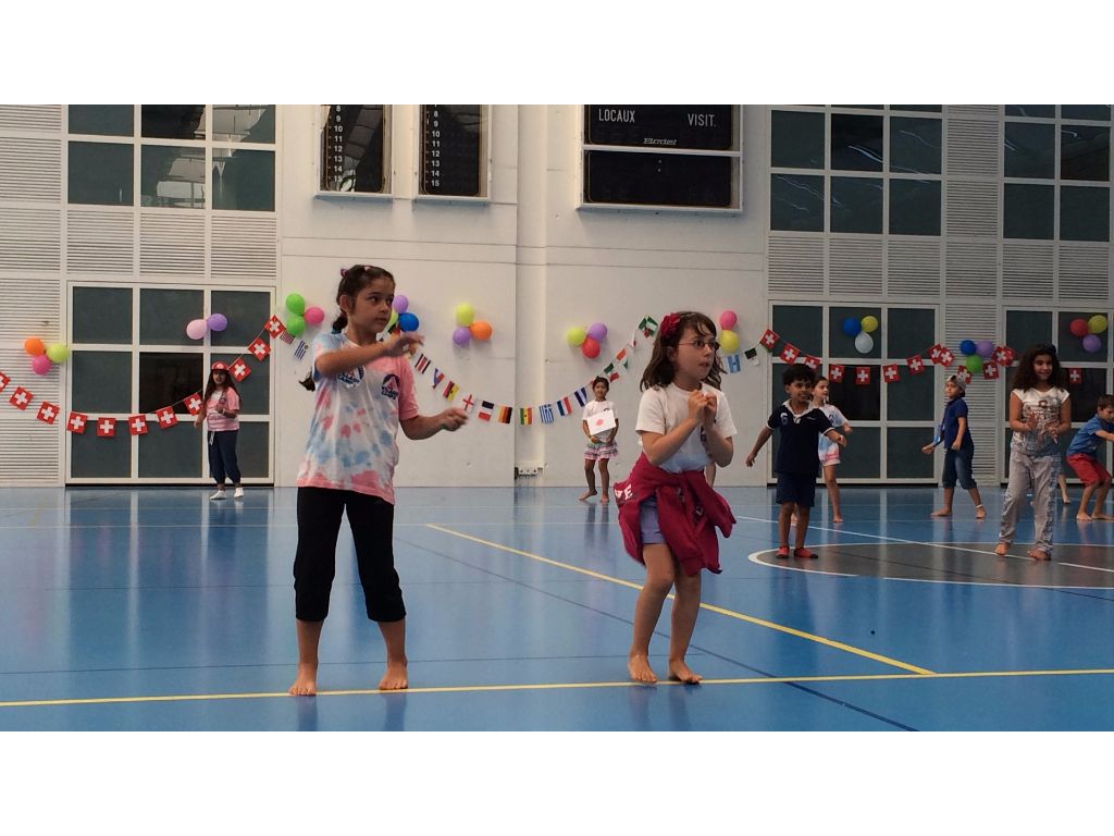 Village Camps International Summer Camp VDC Geneva 2016-08-12 https://www.villagecamps.com/journals_admin/images/1677-3394-IMG_5383.jpg