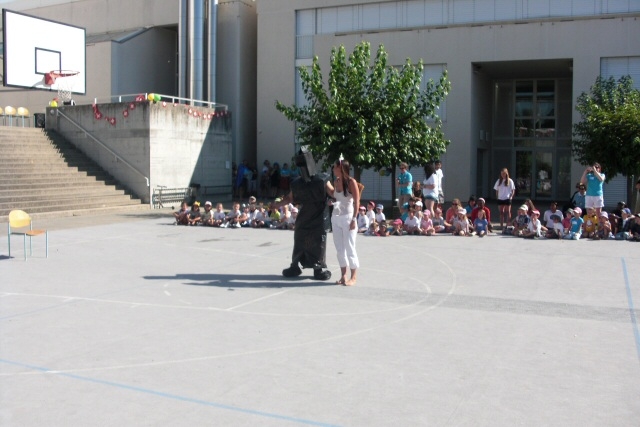 Village Camps International Summer Camp VDC Geneva 2016-08-12 https://www.villagecamps.com/journals_admin/images/313-34-CIMG1166.jpg