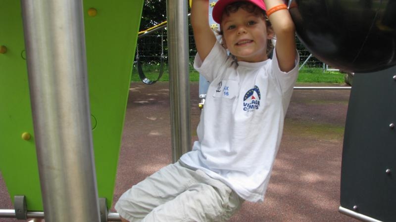 Village Camps International Summer Camp VDC Geneva 2016-08-12 https://www.villagecamps.com/journals_admin/images/455-34-IMG_6596_800x449.jpg