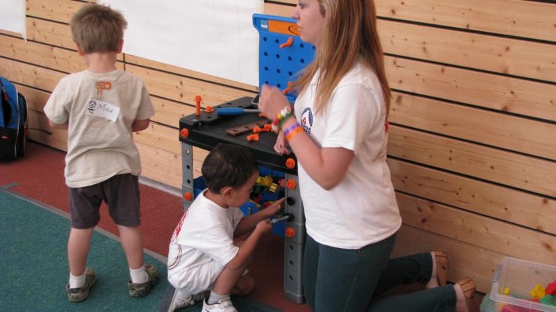 Village Camps International Summer Camp VDC Geneva 2016-08-12 https://www.villagecamps.com/journals_admin/images/459--IMG_6961_800x449.jpg