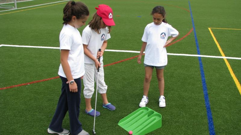 Village Camps International Summer Camp VDC Geneva 2016-08-12 https://www.villagecamps.com/journals_admin/images/461--IMG_7282_800x449.jpg