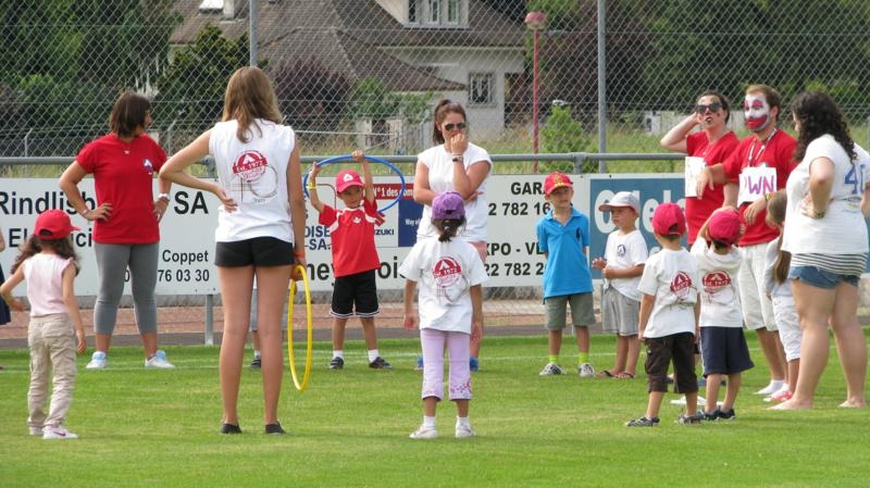 Village Camps International Summer Camp VDC Geneva 2016-08-12 https://www.villagecamps.com/journals_admin/images/462--IMG_7427_800x449.jpg