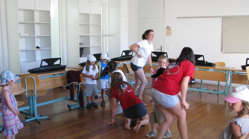 Village Camps International Summer Camp VDC Geneva 2016-08-12 https://www.villagecamps.com/journals_admin/images/565-34-IMG_7688_800x449.jpg