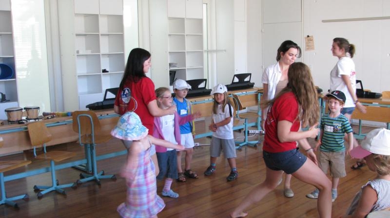 Village Camps International Summer Camp VDC Geneva 2016-08-12 https://www.villagecamps.com/journals_admin/images/565-34-IMG_7692_800x449.jpg