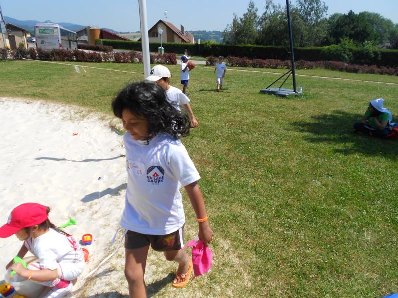 Village Camps International Summer Camp VDC Geneva 2016-08-12 https://www.villagecamps.com/journals_admin/images/567-34-DSCN0801_800x600.jpg