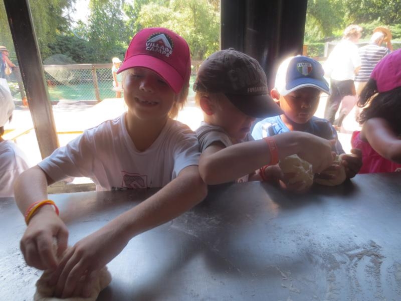 Village Camps International Summer Camp VDC Geneva 2016-08-12 https://www.villagecamps.com/journals_admin/images/569-34-IMG_0367_800x600.jpg