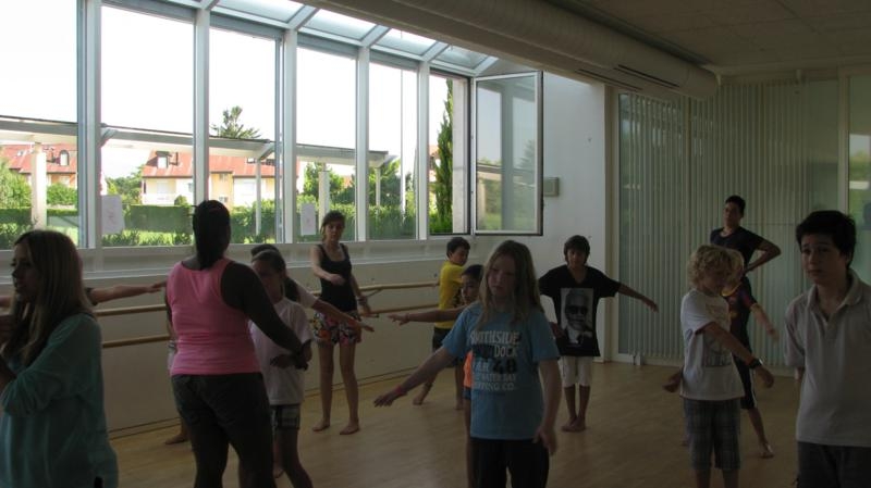 Village Camps International Summer Camp VDC Geneva 2016-08-12 https://www.villagecamps.com/journals_admin/images/569-34-IMG_8255_800x449.jpg