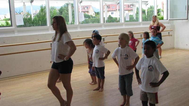 Village Camps International Summer Camp VDC Geneva 2016-08-12 https://www.villagecamps.com/journals_admin/images/571-34-IMG_8590_800x449.jpg