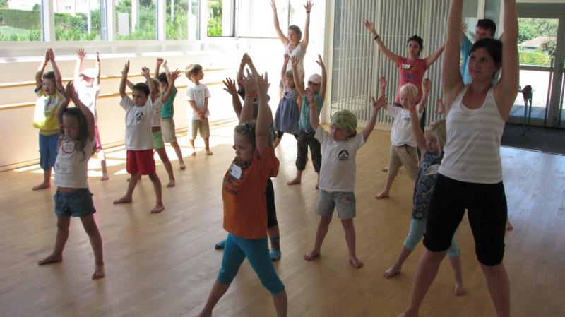 Village Camps International Summer Camp VDC Geneva 2016-08-12 https://www.villagecamps.com/journals_admin/images/571-34-IMG_8670_800x449.jpg
