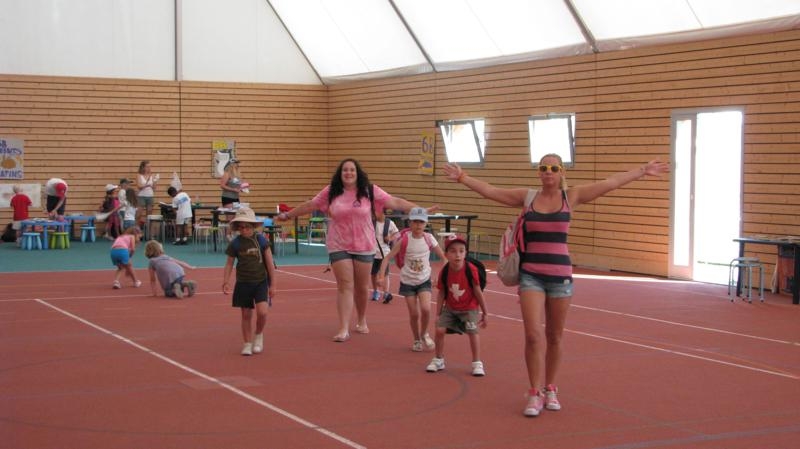 Village Camps International Summer Camp VDC Geneva 2016-08-12 https://www.villagecamps.com/journals_admin/images/573-34-IMG_8918_800x449.jpg