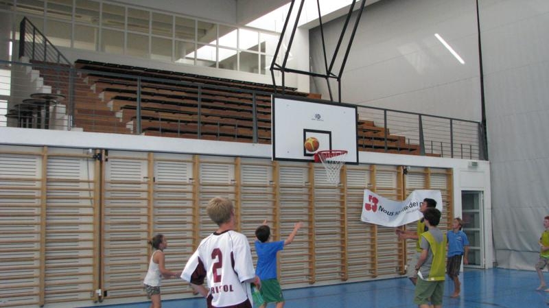 Village Camps International Summer Camp VDC Geneva 2016-08-12 https://www.villagecamps.com/journals_admin/images/574-34-IMG_9120_800x449.jpg