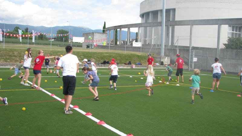 Village Camps International Summer Camp VDC Geneva 2016-08-12 https://www.villagecamps.com/journals_admin/images/575-34-IMG_9323_800x449.jpg Village Camps International Summer Camp VDC Geneva 2016-08-12 https://www.villagecamps.com/journals_admin/images/575-34-IMG_9323_800x449.jpg