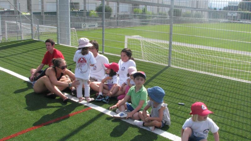 Village Camps International Summer Camp VDC Geneva 2016-08-12 https://www.villagecamps.com/journals_admin/images/575-34-IMG_9357_800x449.jpg