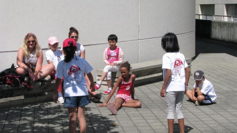 Village Camps International Summer Camp VDC Geneva 2016-08-12 https://www.villagecamps.com/journals_admin/images/577-34-IMG_9676_800x449.jpg