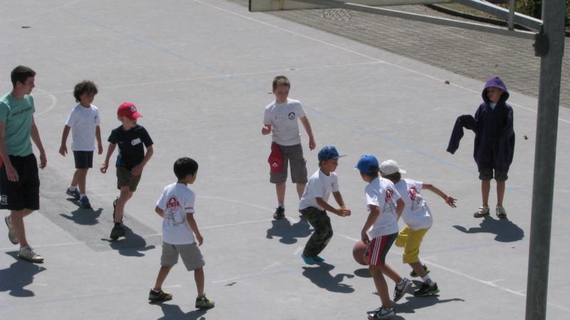 Village Camps International Summer Camp VDC Geneva 2016-08-12 https://www.villagecamps.com/journals_admin/images/577-34-IMG_9678_800x449.jpg