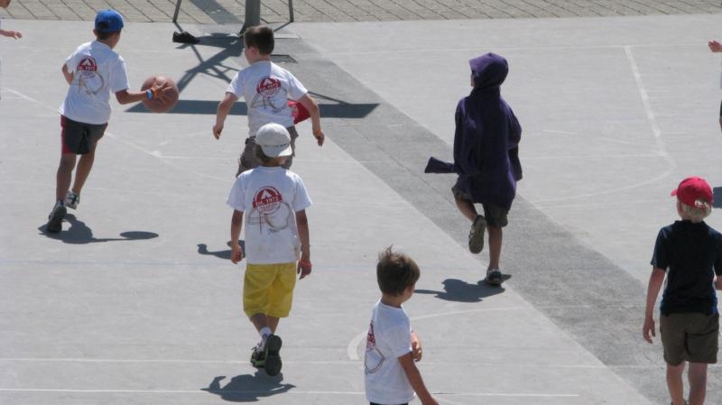 Village Camps International Summer Camp VDC Geneva 2016-08-12 https://www.villagecamps.com/journals_admin/images/577-34-IMG_9681_800x449.jpg