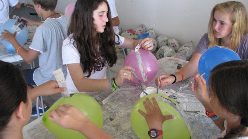 Village Camps International Summer Camp VDC Geneva 2016-08-12 https://www.villagecamps.com/journals_admin/images/577-34-IMG_9751_800x449.jpg