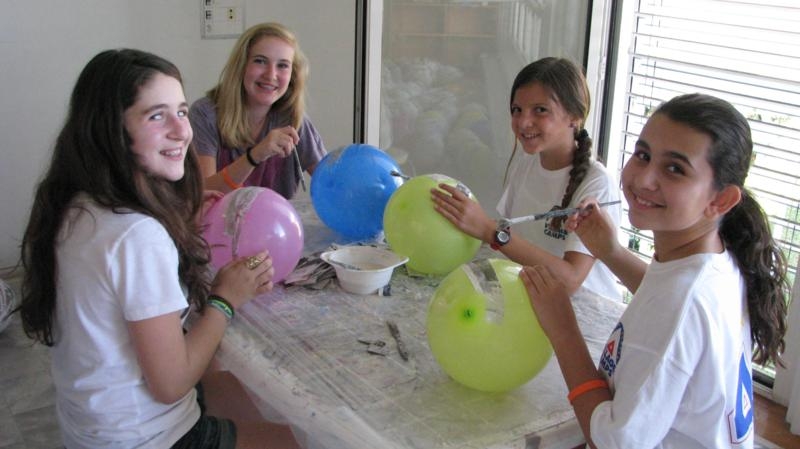 Village Camps International Summer Camp VDC Geneva 2016-08-12 https://www.villagecamps.com/journals_admin/images/577-34-IMG_9755_800x449.jpg