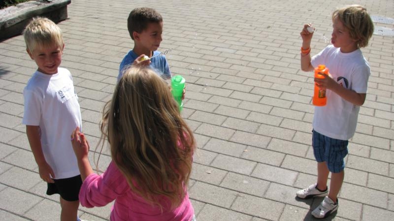Village Camps International Summer Camp VDC Geneva 2016-08-12 https://www.villagecamps.com/journals_admin/images/582--IMG_0229_800x449.jpg