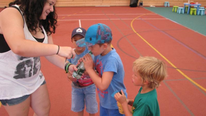 Village Camps International Summer Camp VDC Geneva 2016-08-12 https://www.villagecamps.com/journals_admin/images/582--IMG_0250_800x449.jpg