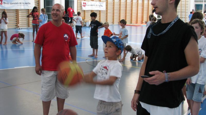 Village Camps International Summer Camp VDC Geneva 2016-08-12 https://www.villagecamps.com/journals_admin/images/585--IMG_0700_800x449.jpg Village Camps International Summer Camp VDC Geneva 2016-08-12 https://www.villagecamps.com/journals_admin/images/585--IMG_0700_800x449.jpg