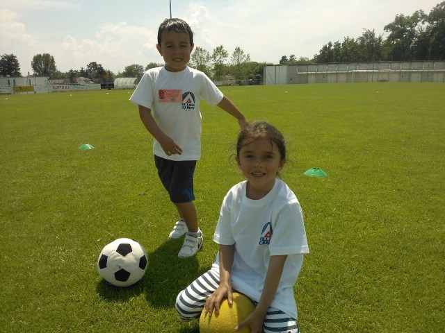 Village Camps International Summer Camp VDC Geneva 2016-08-12 https://www.villagecamps.com/journals_admin/images/795-34-WP_000681.jpg