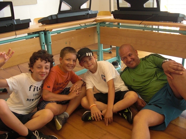 Village Camps International Summer Camp VDC Geneva 2016-08-12 https://www.villagecamps.com/journals_admin/images/796-34-CIMG1380.jpg