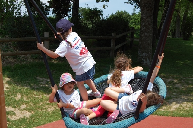 Village Camps International Summer Camp VDC Geneva 2016-08-12 https://www.villagecamps.com/journals_admin/images/796-34-DSC_0085.jpg