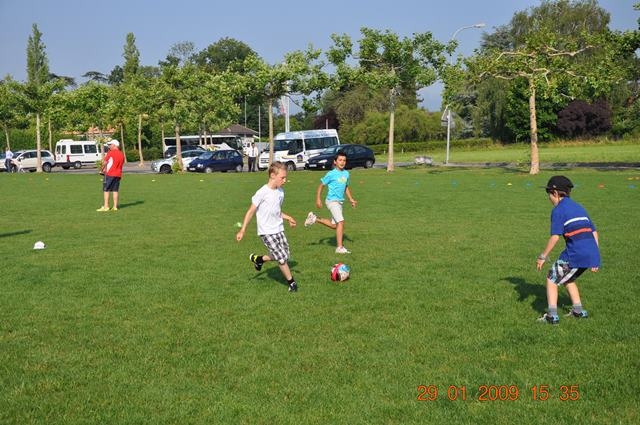 Village Camps International Summer Camp VDC Geneva 2016-08-12 https://www.villagecamps.com/journals_admin/images/797-34-DSC_8706.jpg