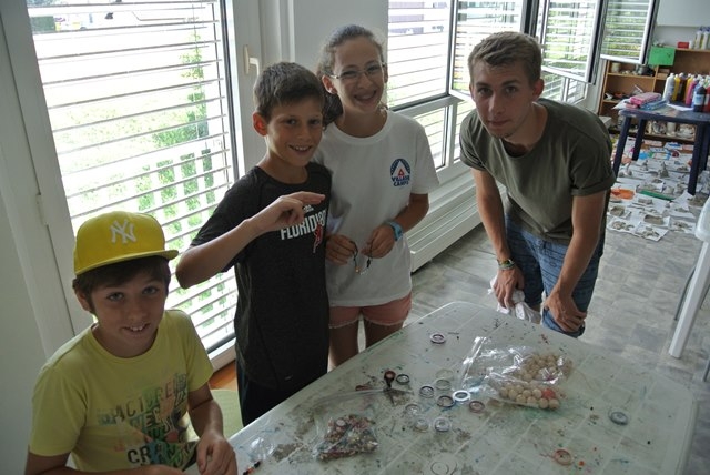 Village Camps International Summer Camp VDC Geneva 2016-08-12 https://www.villagecamps.com/journals_admin/images/798-34-DSC_0141.jpg