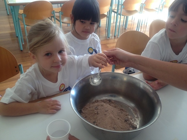 Village Camps International Summer Camp VDC Geneva 2016-08-12 https://www.villagecamps.com/journals_admin/images/798-34-IMG_0911.jpg