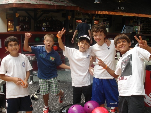 Village Camps International Summer Camp VDC Geneva 2016-08-12 https://www.villagecamps.com/journals_admin/images/801-34-DSC00425.jpg