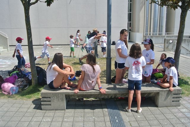 Village Camps International Summer Camp VDC Geneva 2016-08-12 https://www.villagecamps.com/journals_admin/images/801-34-DSC_0807.jpg