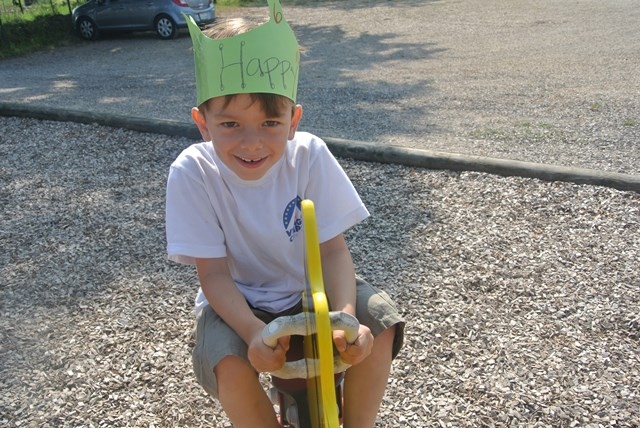 Village Camps International Summer Camp VDC Geneva 2016-08-12 https://www.villagecamps.com/journals_admin/images/802-34-DSC_0998.jpg